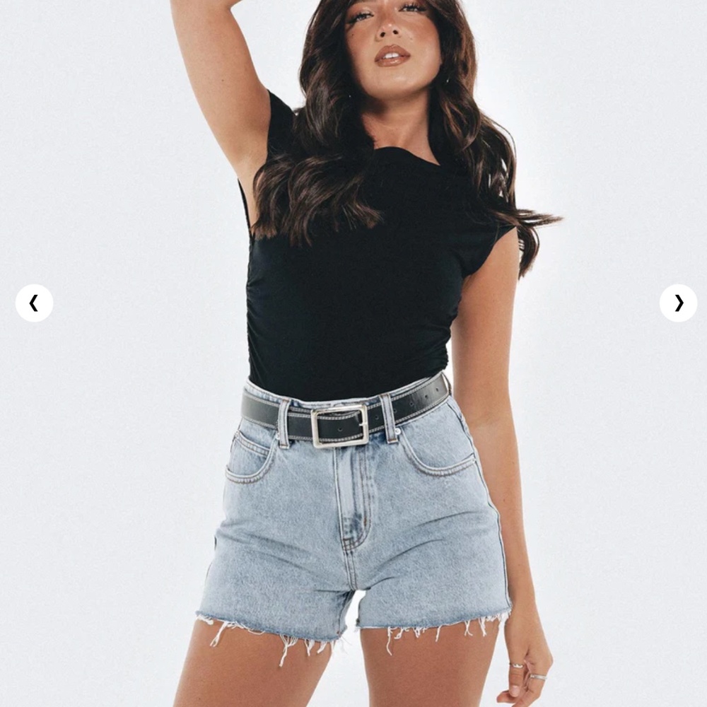 PRINCESS POLLY LAURENA DENIM SHORTS PETITE NWOT